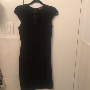 Midi, zipper back, bodycon